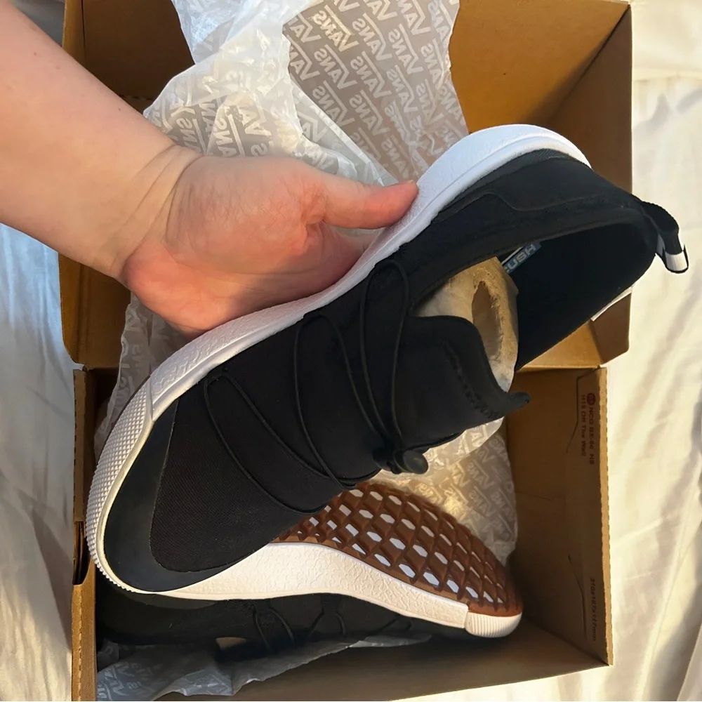 NWT Vans Women’s 10 Black Ultrarange EXO AC Checkerboard - Picture 9 of 10